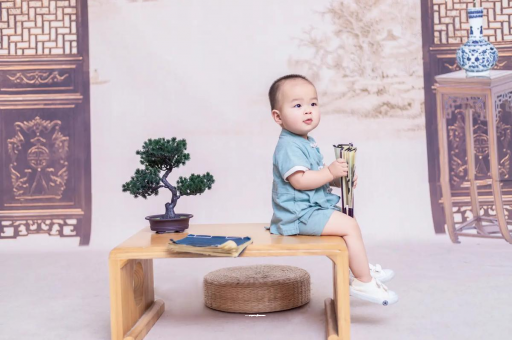 百色宝宝散光怎么办